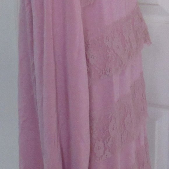 Pink Ruffled Lace Top - Picture 5 of 6